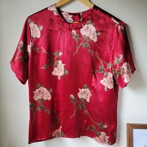 VINTAGE CHRISTIE & JILL RED FLORAL PRINT SATINY TOP CREW NECK BUTTON BACK SZ 14